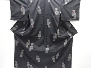 大特価品　未使用品　短冊に抽象模様織り出し本場泥大島紬着物(5マルキ)